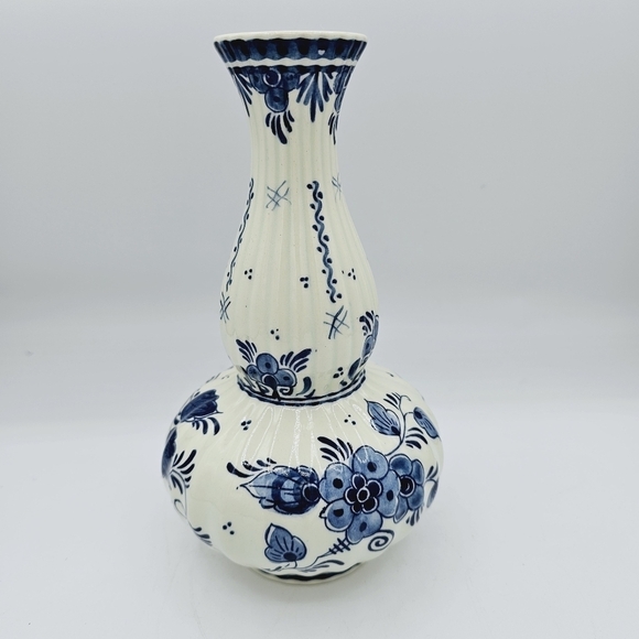 Koninklijke Goedeweagen Blauw Delft Holland Hand Painted 8" Tall Floral Vase - Picture 5 of 6